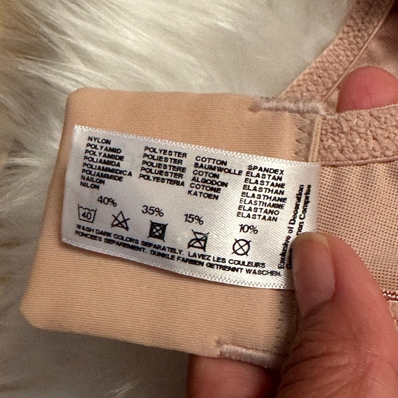 Glamorise MagicLift Wire-Free Minimizer Bra - Picture 13 of 14